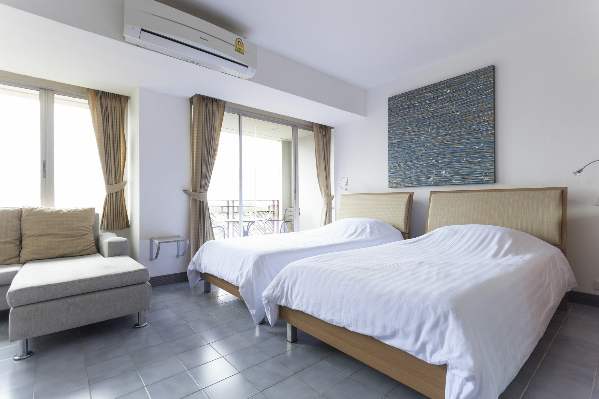 Galare Thong Tower Aparthotel Chiang Mai Exterior photo