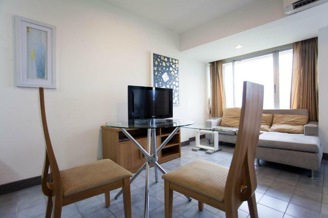 Galare Thong Tower Aparthotel Chiang Mai Exterior photo