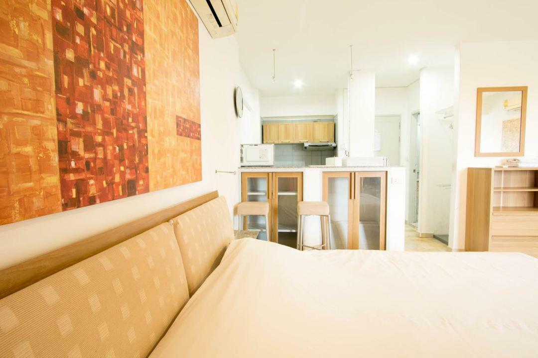 Galare Thong Tower Aparthotel Chiang Mai Exterior photo